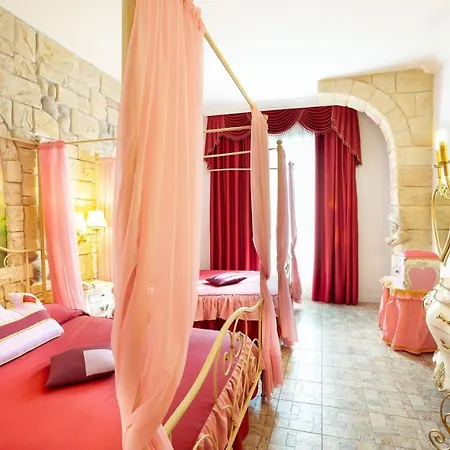 Gardaland Hotel 3*