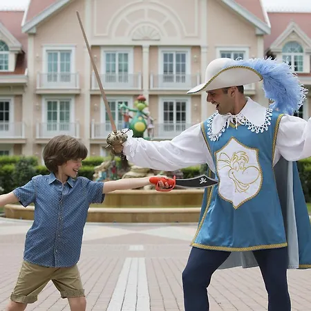 מלון Gardaland קסטלנואובו דל גארדה