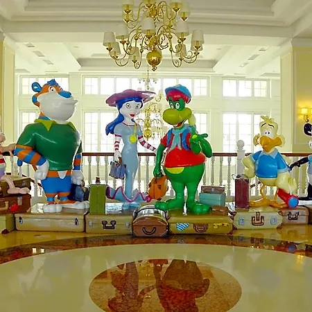 מלון Gardaland קסטלנואובו דל גארדה