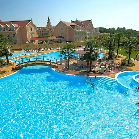 מלון Gardaland 3*