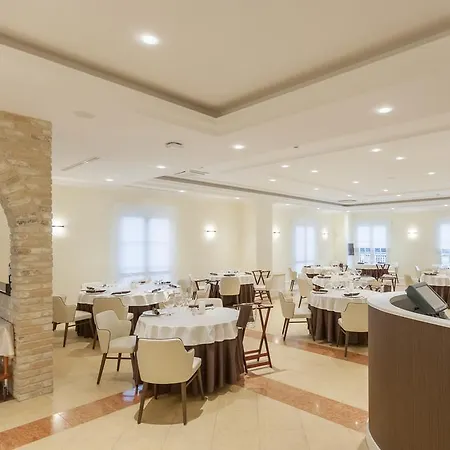 Hotel Gardaland 3*
