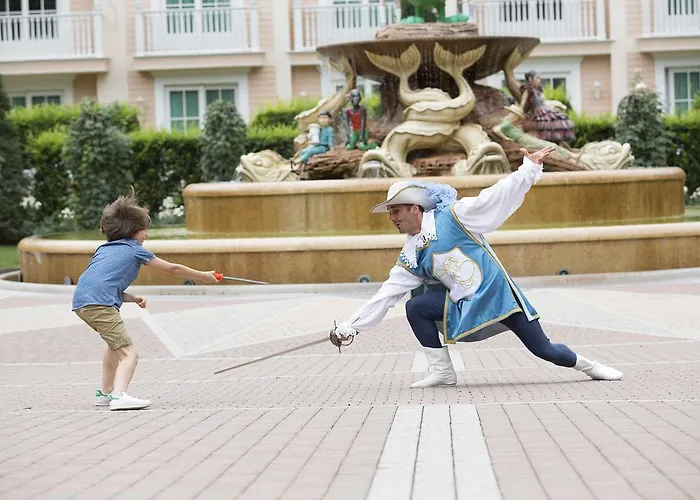 加达兰德度假村 3*