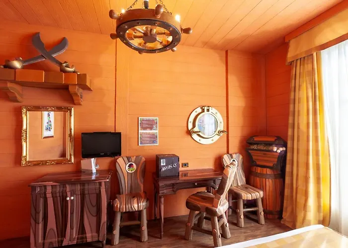 加达兰德度假村 3* 卡斯特努沃德加尔达